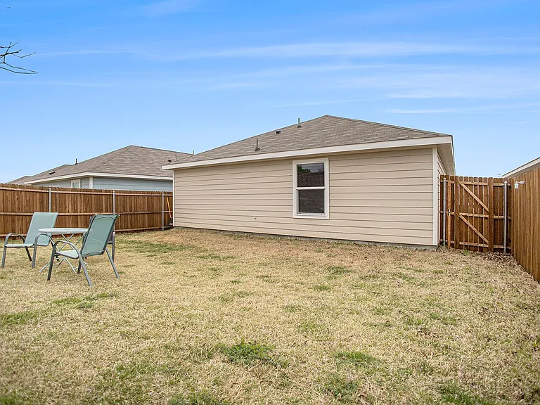 3624 Bluebird Ln — Photo 24