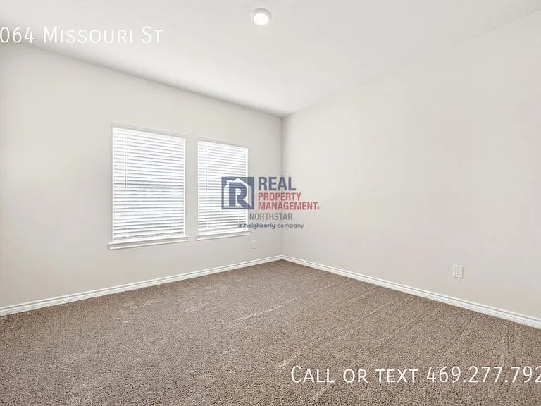 2064 Missouri St — Photo 20