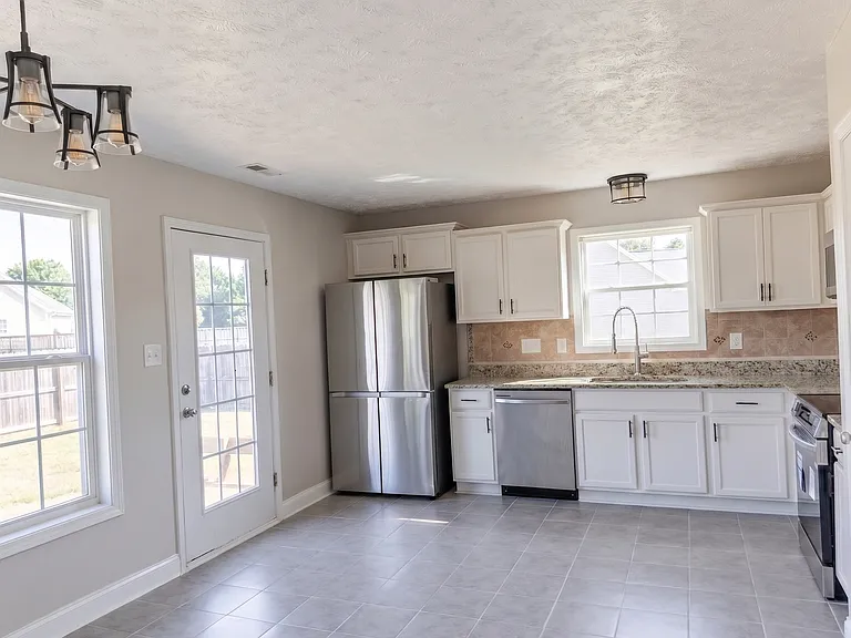 306 United Rd — Photo 15