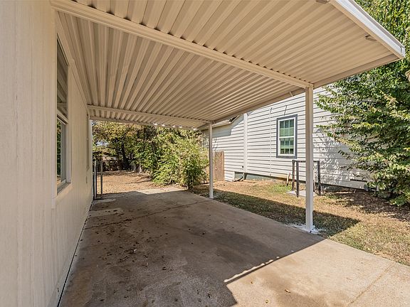 5th image of 1700 Andrew Ave
