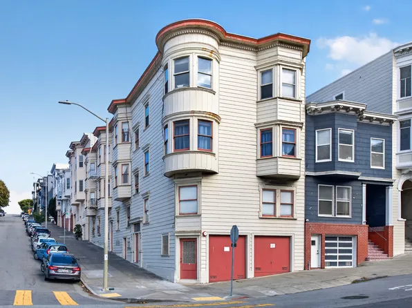 Chestnut Street - 395 Chestnut Street