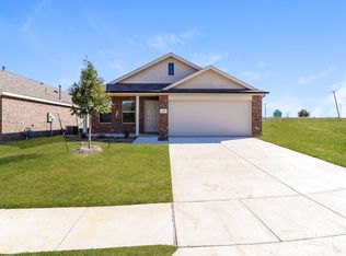 1219 Wildflower St, Ennis, TX 75119