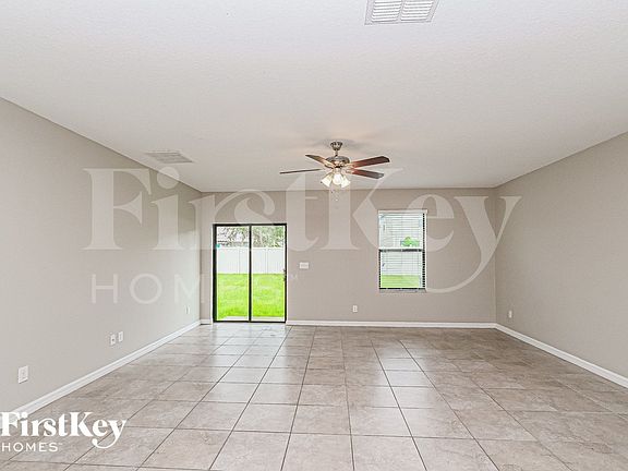 3rd image of 9652 Sage Creek Dr