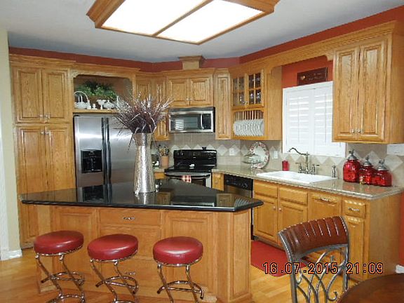 5th image of 811 Sabine River Cir