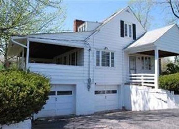2nd image of 6956 Lawn Park Dr