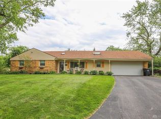 92 Peach Grove Ave, Dayton, OH 45458