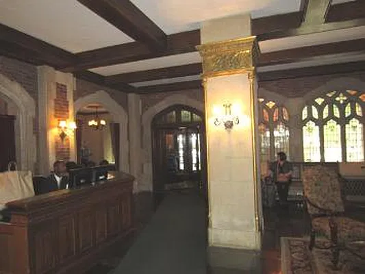 Sold by Corcoran | media 19