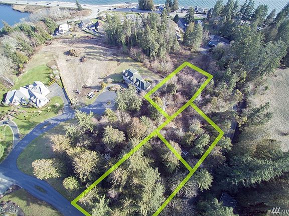 4th image of 13509 Goldman Dr NW