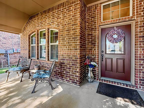 5th image of 8308 Bishop Pine Rd
