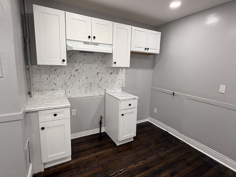 1st image of 16 Woolsey St #H