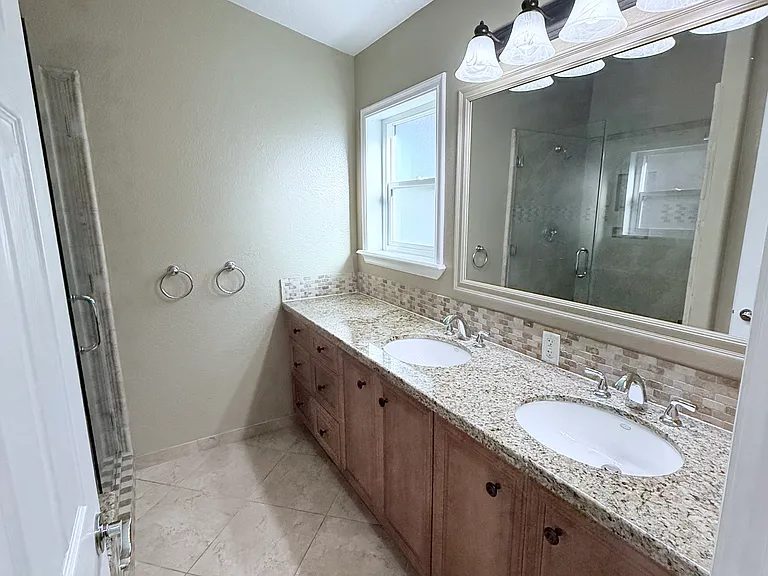 2834 Mountain Hills Ln — Photo 14