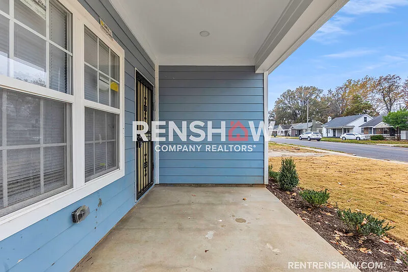 4 bed, 2.0 bath, 6098 sqft, $1,700 — Photo 2