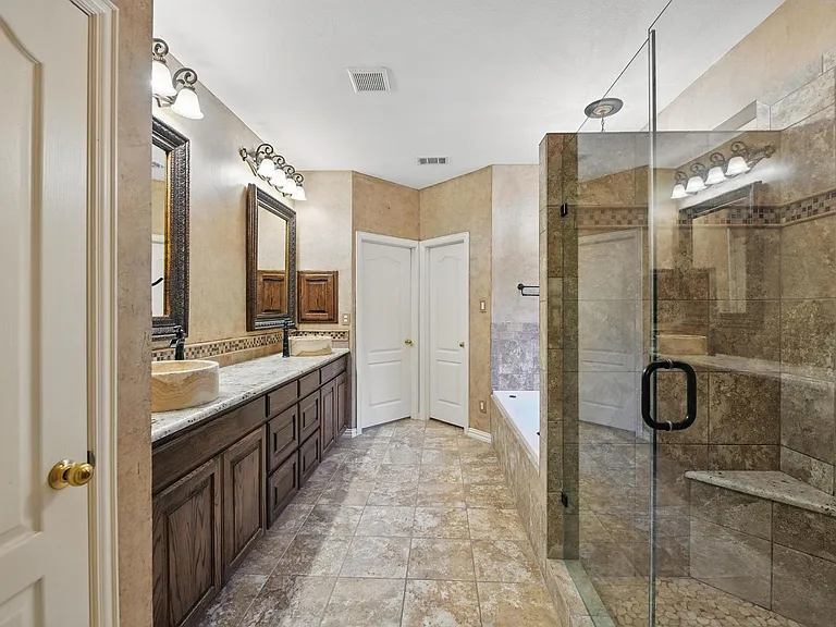1805 Southwicke Dr — Photo 18