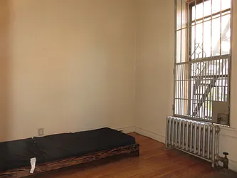 Rented by Rennit Inc.