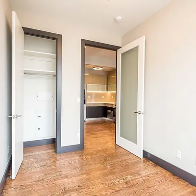 Rented by Nooklyn NYC LLC | media 32