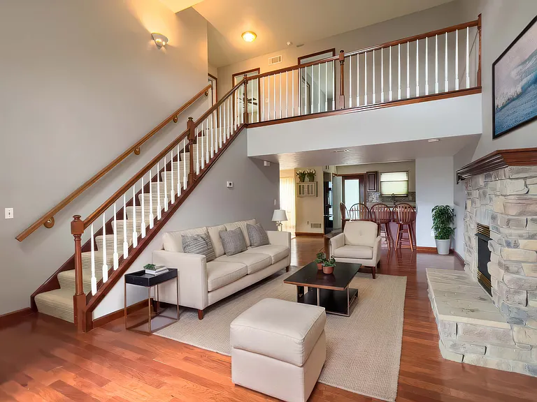 299 Garden Hill Dr — Photo 8
