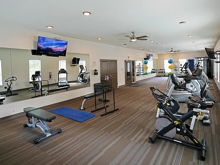 Whether you're in spin mode or lifting heavy, the fitness center at 32 Union has the equipment to match your routine.