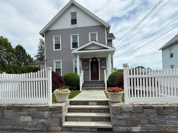 8 Lorena St #2, Norwalk, CT 06855