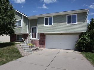 11012 Mary St, Omaha, NE 68164