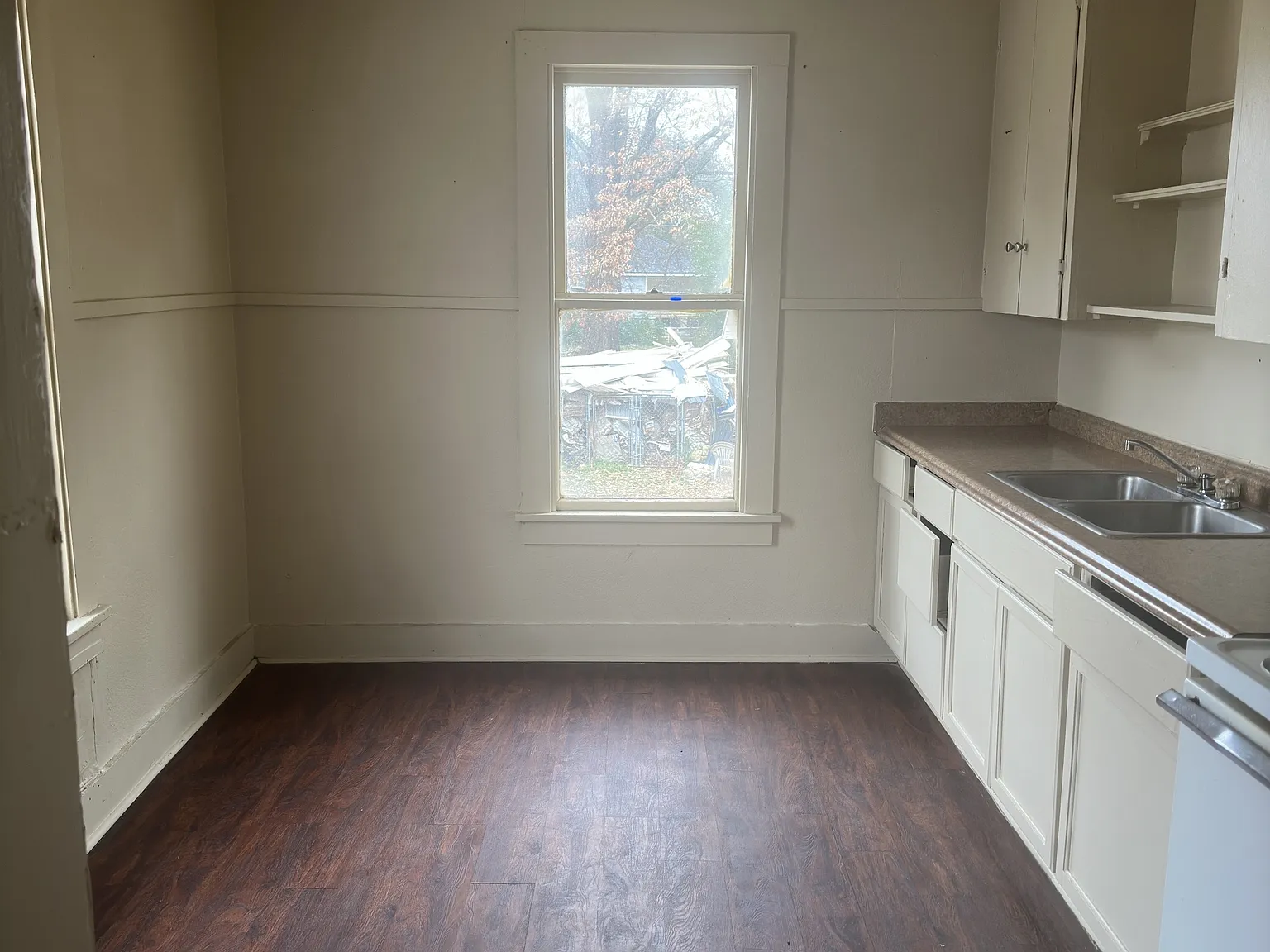 3004 Georgia Street - B — Photo 2