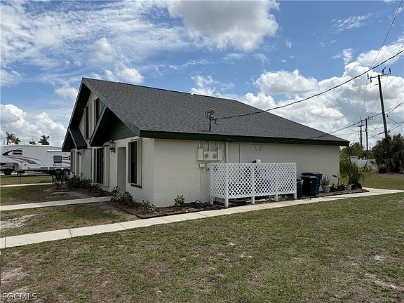 4th image of 7376 Albany Rd