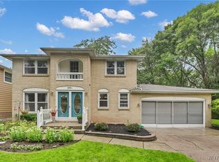 291 Vine Ln, Amherst, NY 14228