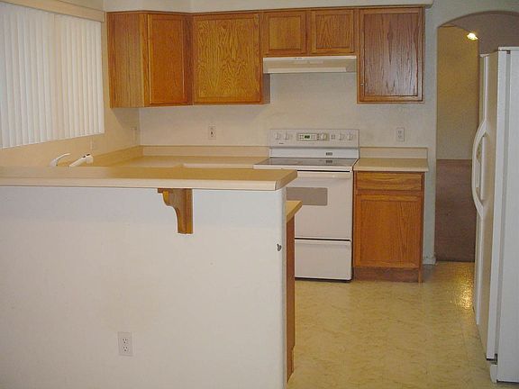 3rd image of 3706 W Blackhawk Dr