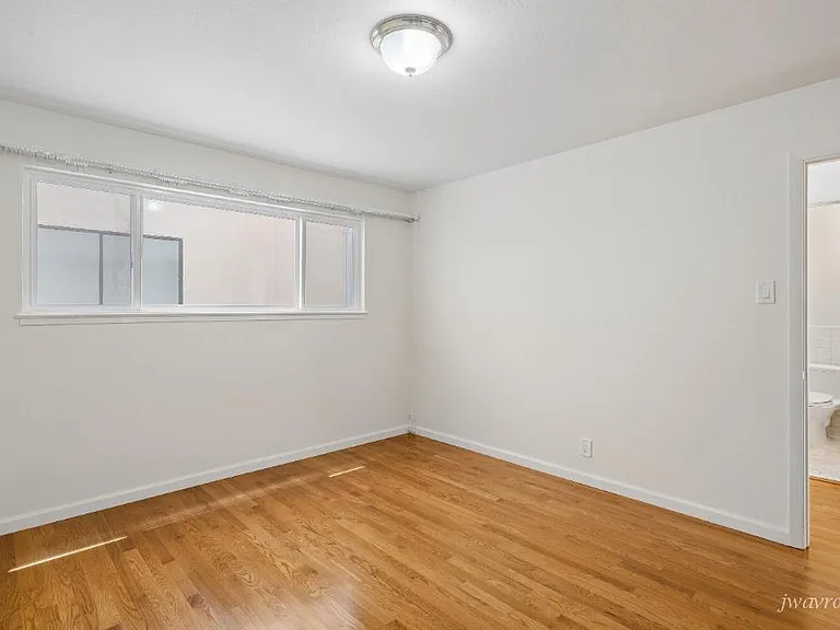 4444 Balboa St #103 — Photo 16
