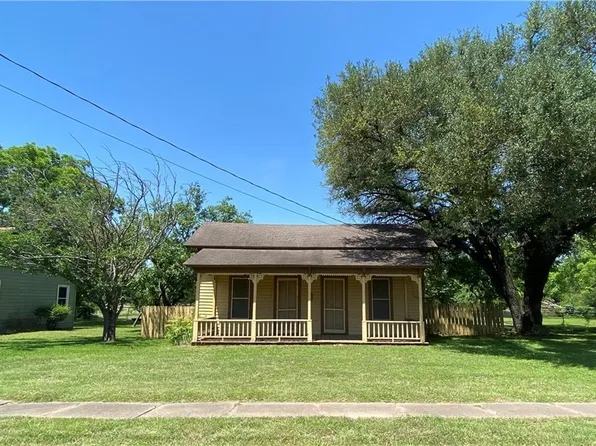 512 S McKinney St, Mexia, TX 76667