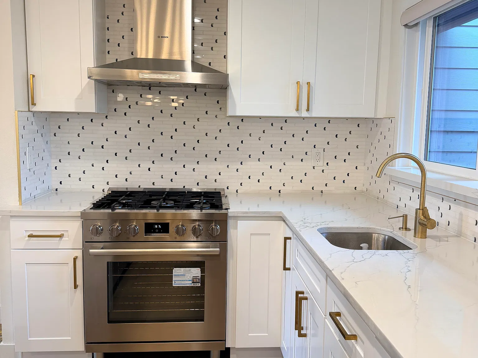 3 bed, 2.5 bath, 1460 sqft, $3,800 — Photo 3