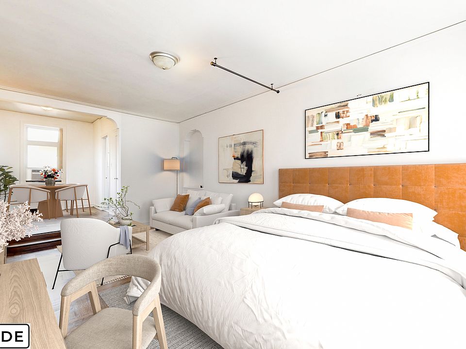 2nd image of 315 W 21st St APT 4A