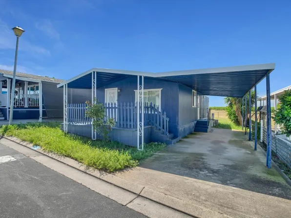 12344 26 Mile Rd Space 32, Oakdale, CA 95361