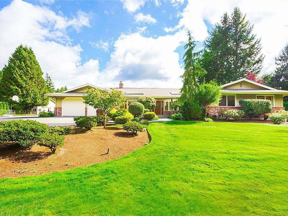 1st image of 20200 156th Ave NE