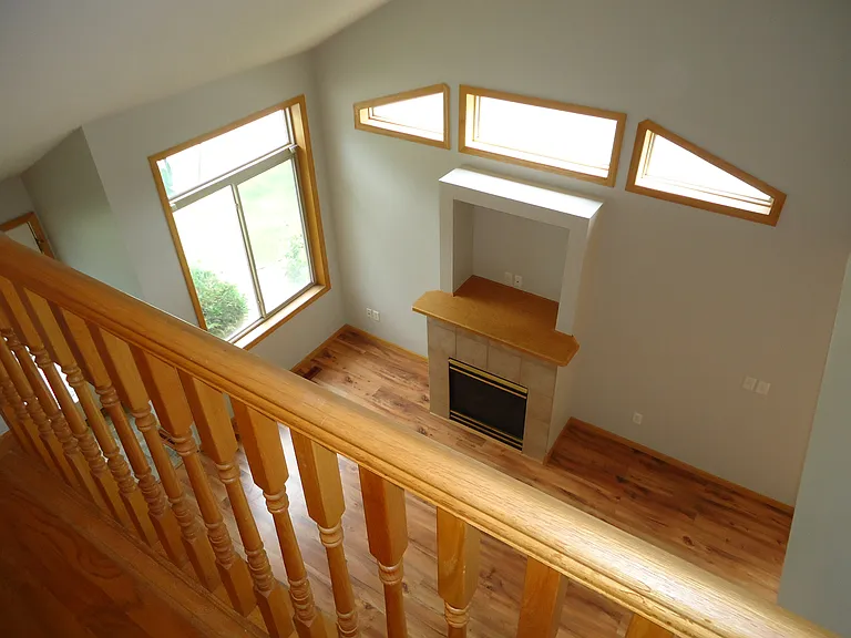 1650 Wellington Ln — Photo 9