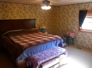 906 Mountain View Dr, Lewistown, MT 59457