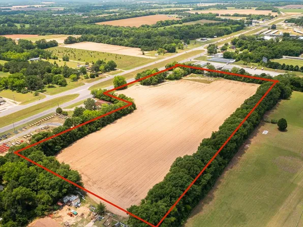 (undisclosed Address), Newton, AL 36352