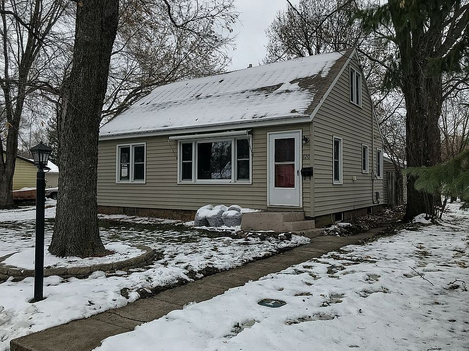 1st image of 120 31st Ave N