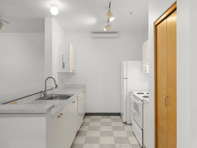Bookmark Apartments — Photo 10