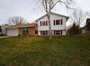 13580 Findlay Ave, Apple Valley, MN 55124