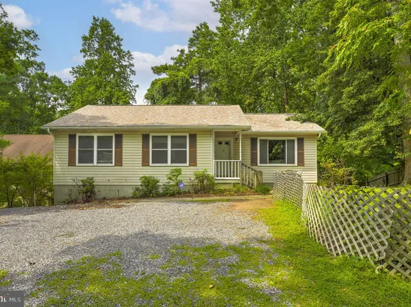 12049 Dusty Hoof Rd, Lusby, MD 20657