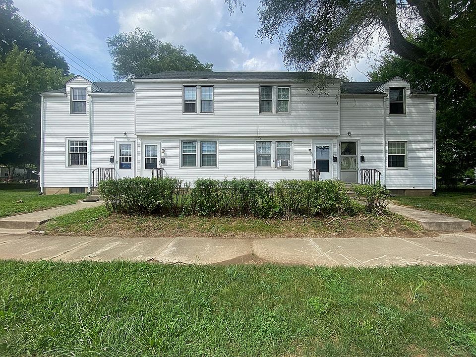 2nd image of 1110 W 7th St