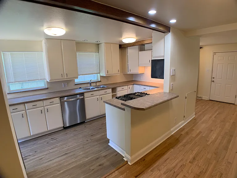 6205 W 45th Pl — Photo 3