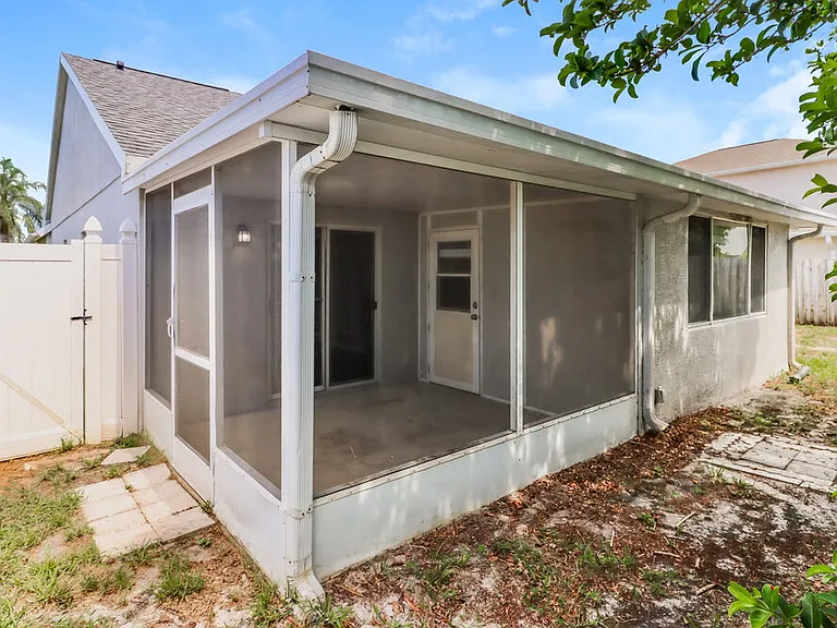 10402 Barnett Loop — Photo 15