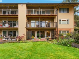 1400 SE Lava Dr Building A-3, Portland, OR 97222