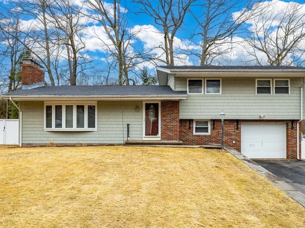 30 Yarde Drive, Bristol, CT 06010