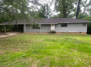 2718 E Benwood Dr, Jackson, MS 39204