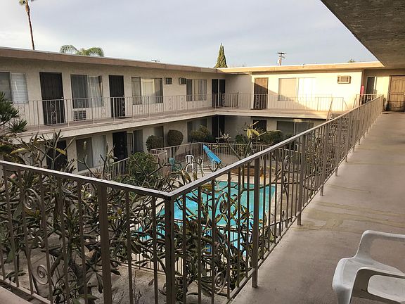 2nd image of 721 S Webster Ave APT 25