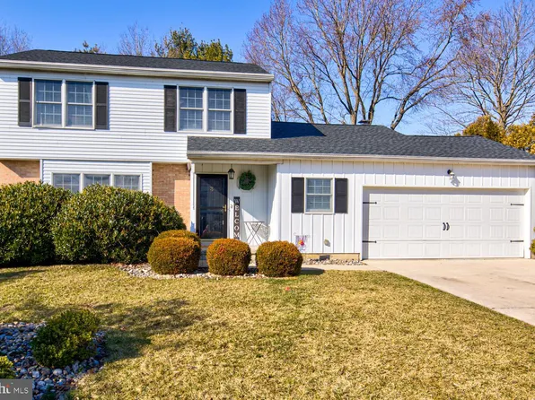 3 Cottonwood Ct, Newark, DE 19702