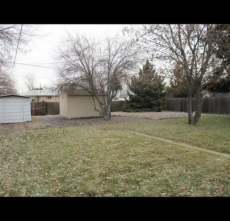 2nd image of 10844 Clarkson St