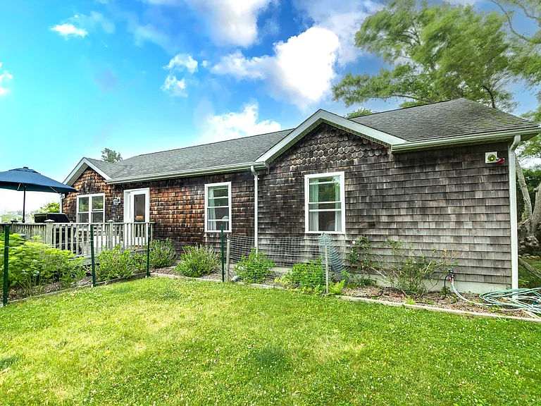 3 Bayberry Rd — Photo 17